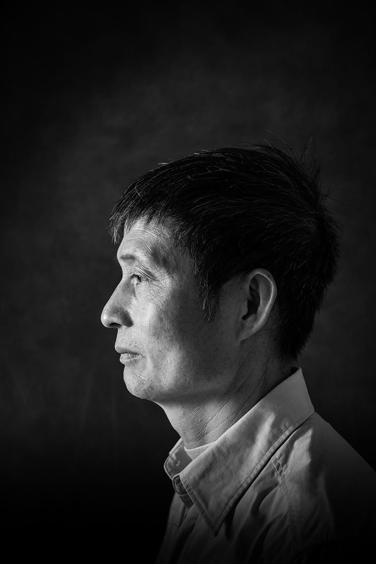 Personal branding photo of a Chinese man's profile